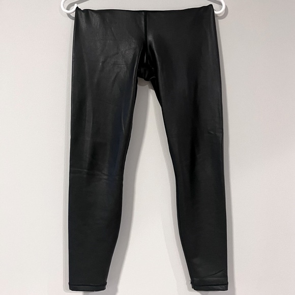 7/8 High Waisted Faux Leather Leggings - Picture 1 of 3